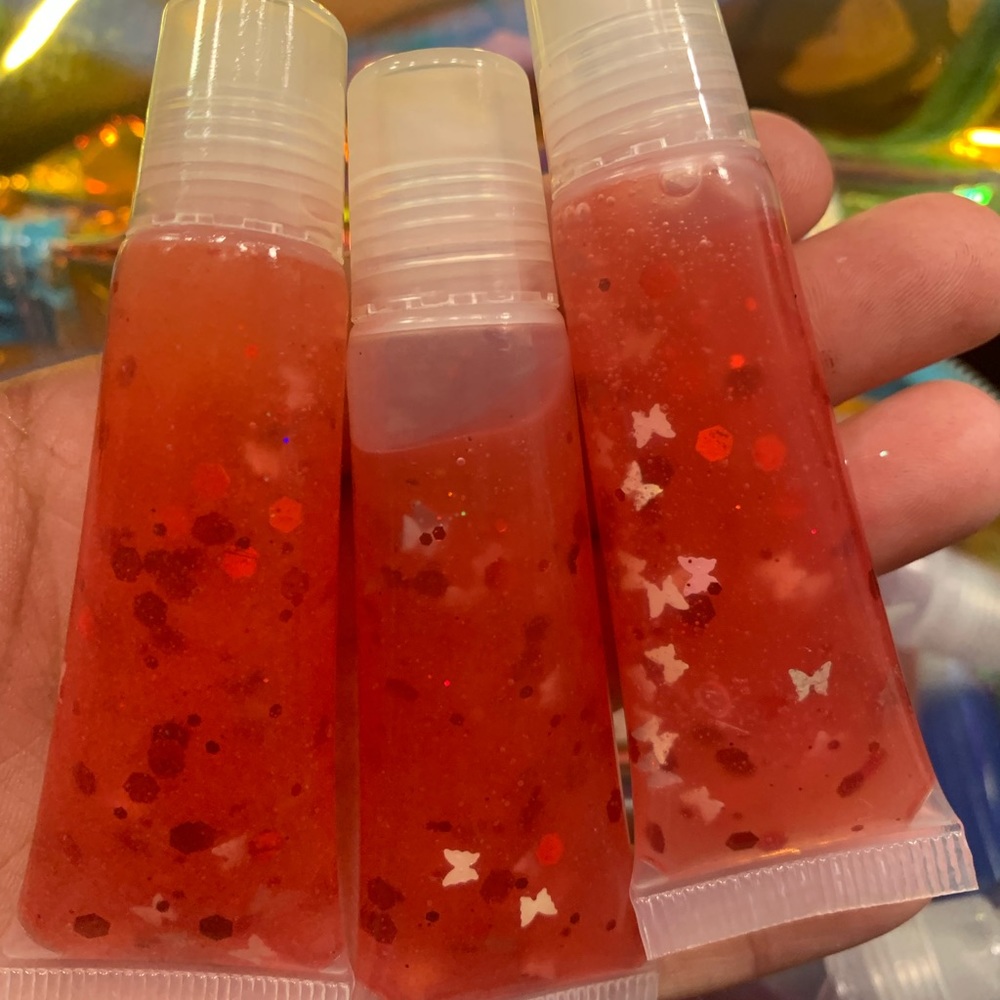Lipgloss - Picture 3 of 5